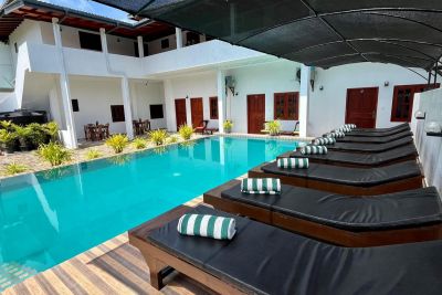 SUNDOWNERS GUEST HOUSE (EX. DRIFTERS GUEST HOUSE) 2★